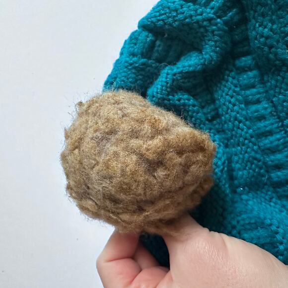 C.C. knit pom beanie - Picture 3 of 5